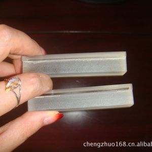 石英玻璃_廠家供應(yīng)1200光學(xué)石英玻璃片、磨砂石英條、石英臺階玻璃